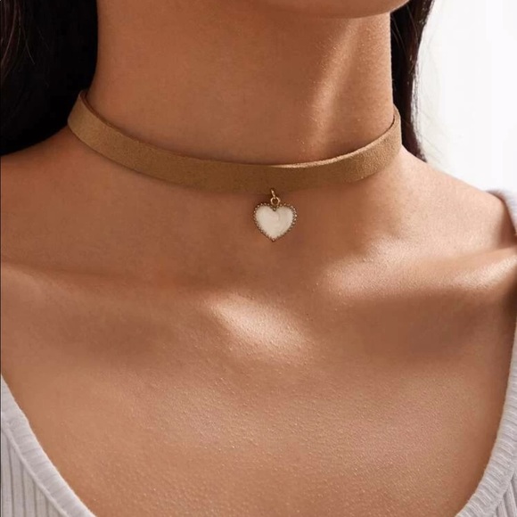 Jewelry - • Jamie • Heart Charm Choker